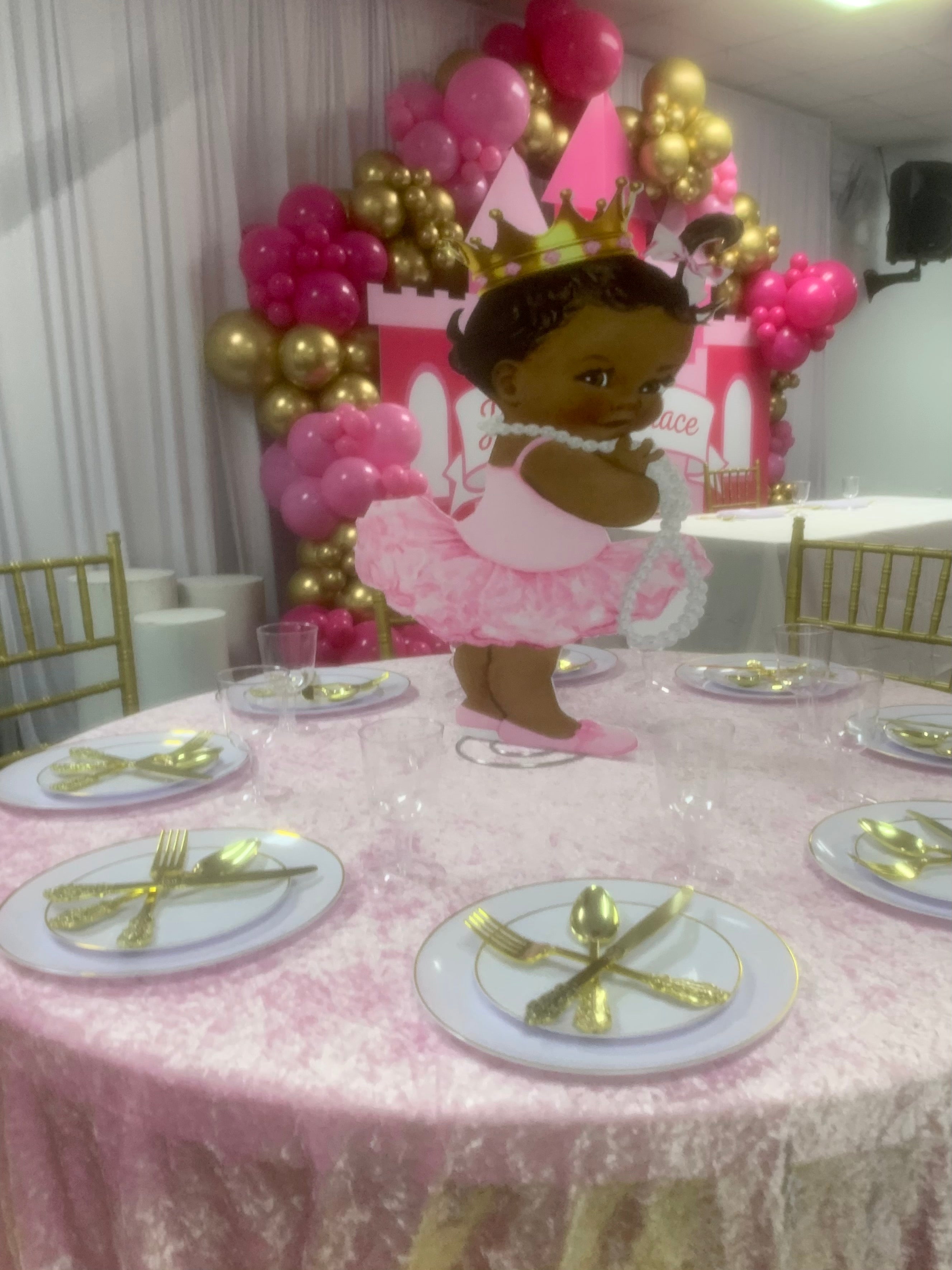 CENTERPIECES