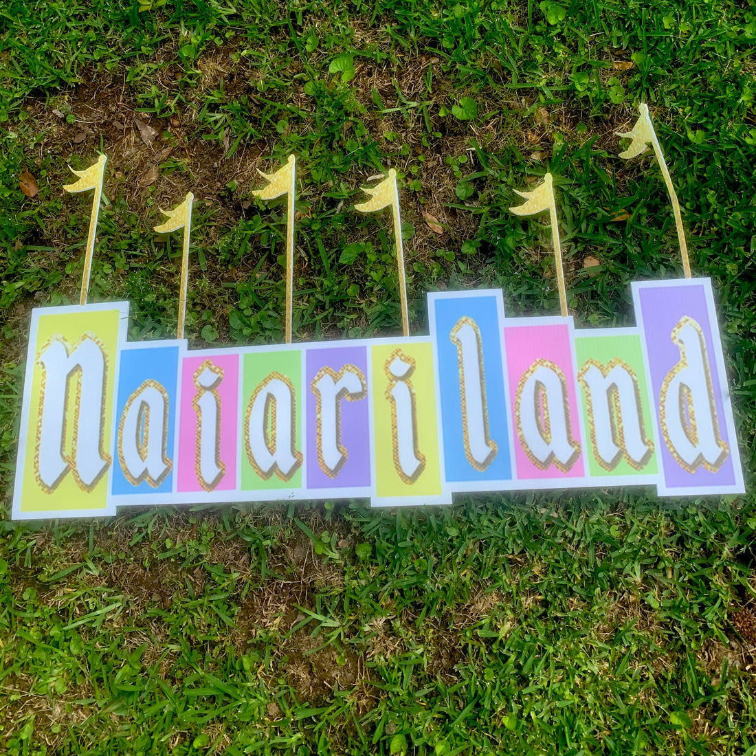 SIGNAGE