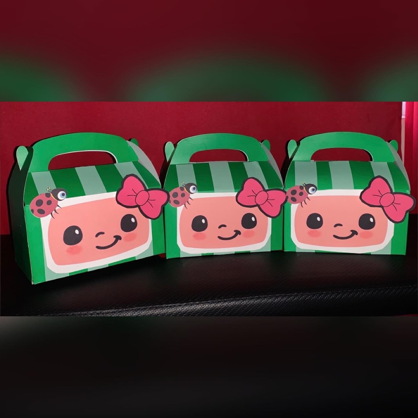 FAVOR BOXES